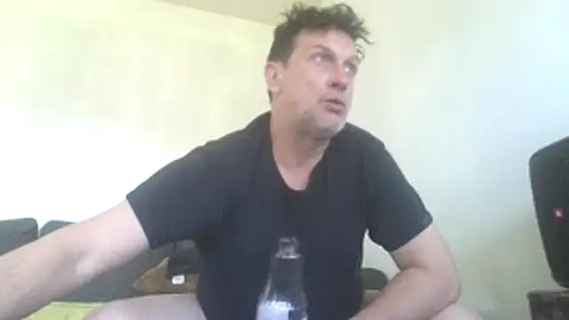 oopsxx online show from March 28, 2026, 1:56 pm