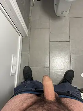 Snapshot of _themask_ chatting on February 27, 2025, 11:15 pm themask online show from February 27, 2025, 11:15 pm