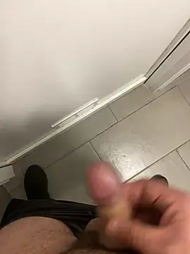 Snapshot of _themask_ chatting on January 9, 2025, 12:14 am themask online show from January 9, 2025, 12:14 am