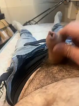 Snapshot of _themask_ chatting on February 13, 2025, 12:32 pm themask online show from February 13, 2025, 12:32 pm