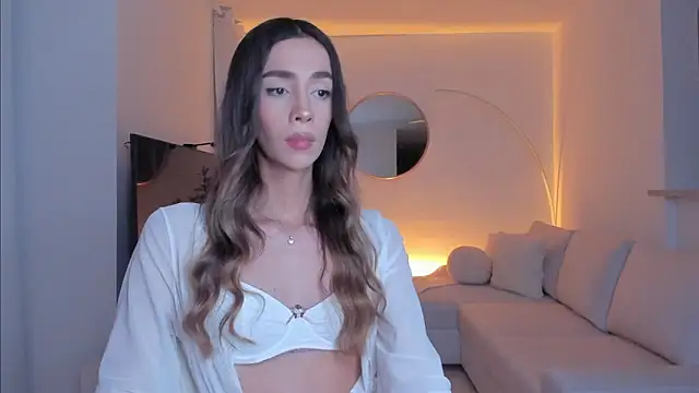 Emmavr online show from November 3, 2025, 2:28 am