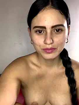 Azuna25 online show from September 10, 2025, 8:08 pm