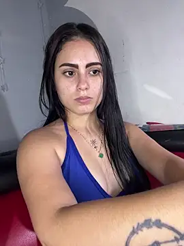 Azuna25 online show from April 15, 2026, 7:58 pm