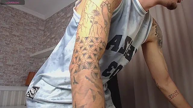 BrandonTate online show from September 23, 2025, 10:33 am