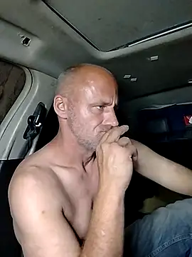 FloppyPickle4u online show from March 3, 2025, 3:05 am