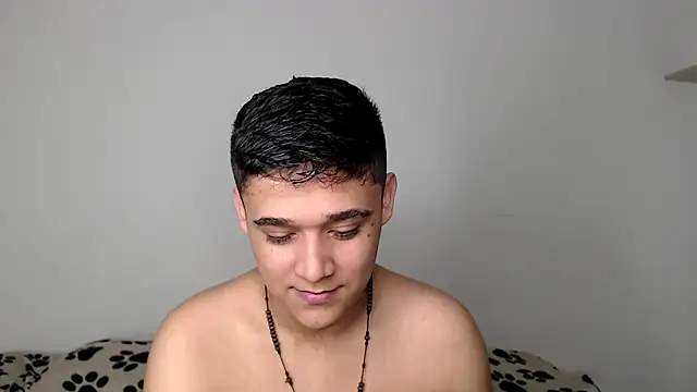 kaiine190 online show from November 9, 2025, 8:24 pm