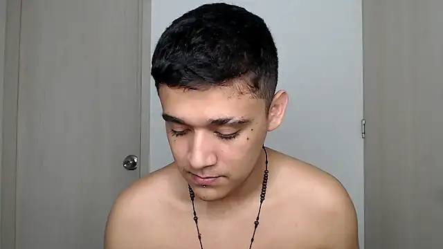 kaiine190 online show from March 8, 2026, 8:06 am