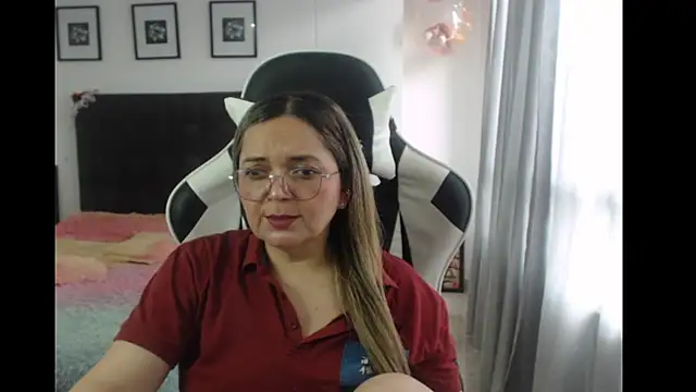 Snapshot of samy_vsn chatting on March 10, 2025, 5:39 pm samy vsn online show from March 10, 2025, 5:39 pm