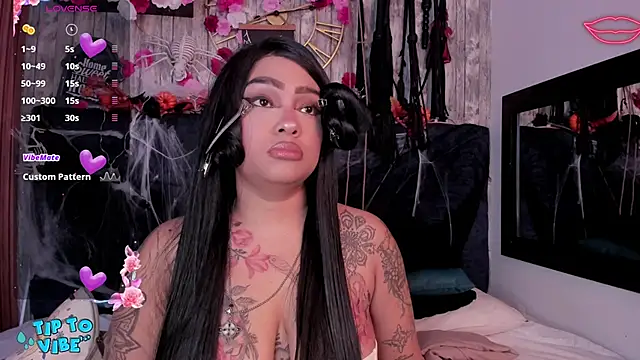 Neko Misaki online show from November 11, 2025, 11:49 am