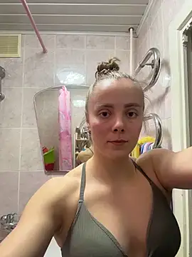 AlisaKissss online show from February 5, 2026, 7:32 pm