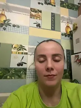 AlisaKissss online show from April 17, 2026, 7:17 pm