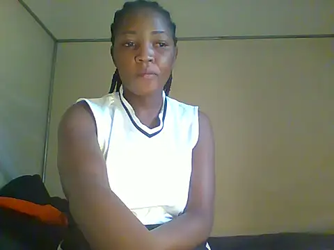 Petite Afrcan6 online show from November 22, 2025, 2:05 pm