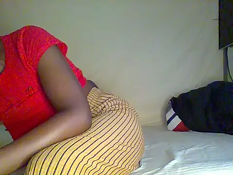 Petite Afrcan6 online show from October 24, 2025, 11:20 am