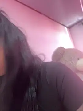 Snapshot of _elektrah chatting on February 20, 2026, 5:48 pm elektrah online show from February 20, 2026, 5:48 pm