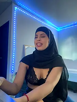 JannaNader12 online show from October 22, 2025, 11:25 pm