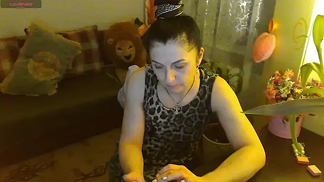 britney preciouss online show from February 14, 2025, 6:19 pm