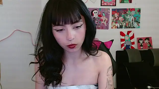 Snapshot of Kind_Scarlett chatting on March 19, 2025, 11:14 pm Kind Scarlett online show from March 19, 2025, 11:14 pm