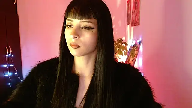 Kind Scarlett online show from April 28, 2026, 4:17 am