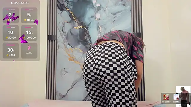 Rubi 30 online show from January 12, 2026, 12:01 pm