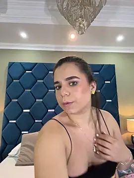 Snapshot of ThaniaJones chatting on February 15, 2026, 12:04 pm ThaniaJones online show from February 15, 2026, 12:04 pm