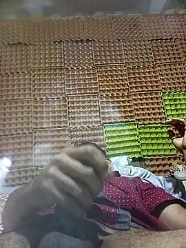 Snapshot of aL3JanDro93 chatting on June 24, 2026, 4:49 pm aL3JanDro93 online show from June 24, 2026, 4:49 pm