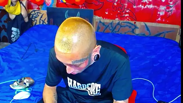 deivid estrada online show from October 22, 2025, 5:12 pm