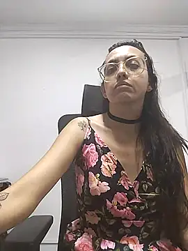 dalilla macherano online show from March 13, 2025, 11:27 pm