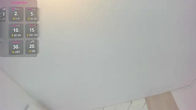 Snapshot of EmiliWilliams chatting on February 4, 2026, 11:00 pm EmiliWilliams online show from February 4, 2026, 11:00 pm