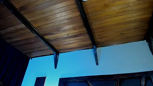 EmiliWilliams online show from April 12, 2026, 10:24 pm