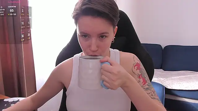 JessieFlower online show from March 7, 2026, 8:10 am