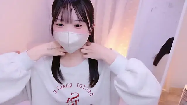 Snapshot of HONO_cha chatting on March 9, 2025, 11:14 am HONO cha online show from March 9, 2025, 11:14 am