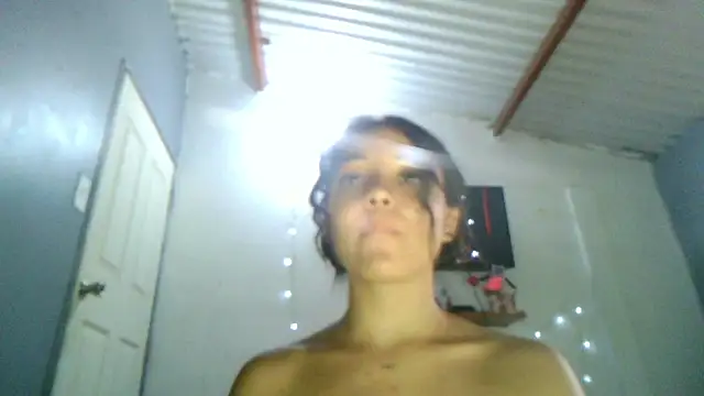 Snapshot of linzeysmith4 chatting on March 20, 2026, 7:15 pm linzeysmith4 online show from March 20, 2026, 7:15 pm