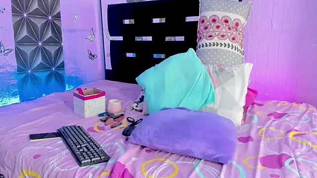 angi sousa2 online show from November 20, 2025, 12:44 am