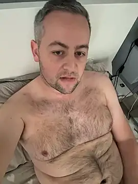 Snapshot of IrishManc chatting on October 27, 2025, 11:55 am IrishManc online show from October 27, 2025, 11:55 am