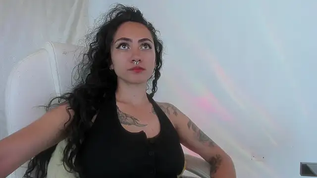 paula brunette online show from October 14, 2025, 1:39 am