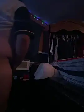 bigdickgio6923 online show from February 19, 2026, 1:46 am