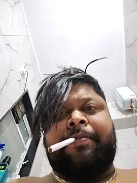 Snapshot of julywwrt chatting on February 27, 2026, 2:45 am julywwrt online show from February 27, 2026, 2:45 am