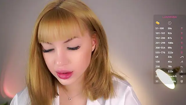 Snapshot of KateDolphin chatting on February 5, 2026, 6:59 pm KateDolphin online show from February 5, 2026, 6:59 pm