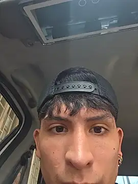  Tomy08calderon online show from September 27, 2025, 5:08 pm