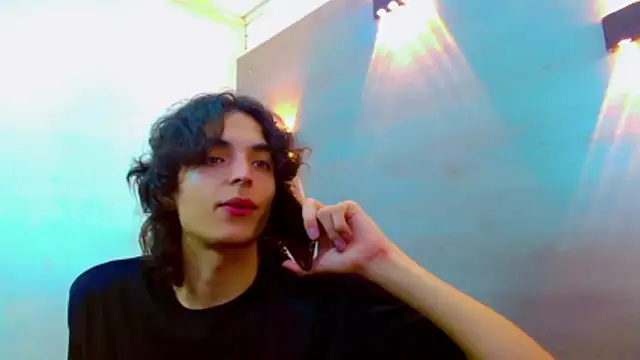 Sr BonnyEthan online show from October 27, 2025, 1:34 pm