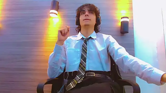 Sr BonnyEthan online show from April 2, 2026, 1:07 pm