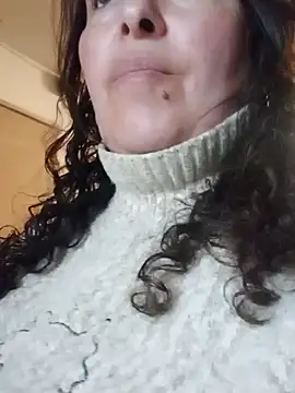 honeyhot paty online show from December 26, 2024, 9:15 pm