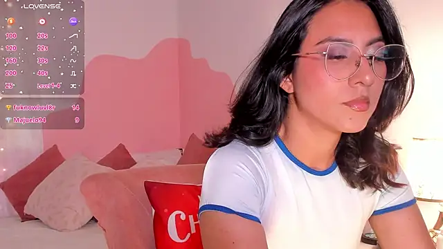 DaraBeckett online show from December 20, 2025, 12:46 am