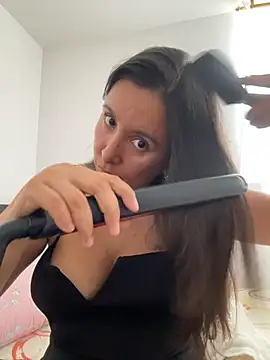 emely sexx20 online show from July 9, 2026, 9:58 pm