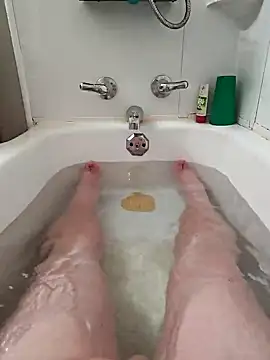 jrsexy83 online show from February 17, 2025, 1:33 pm