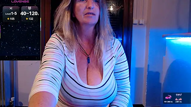 JennaDeluxe online show from March 30, 2026, 8:32 pm