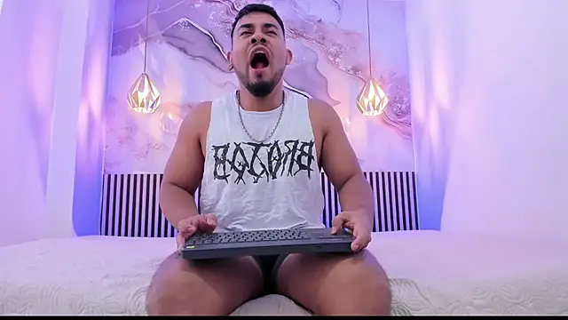 BrianMalonee online show from September 23, 2025, 12:12 pm