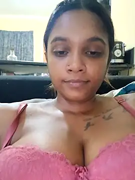 Snapshot of Indianqueen03 chatting on October 22, 2025, 4:28 pm Indianqueen03 online show from October 22, 2025, 4:28 pm