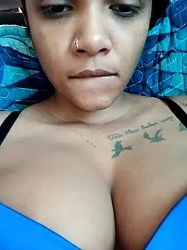 Indianqueen03 online show from December 3, 2025, 10:47 am