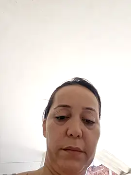 tessafontana37 online show from December 22, 2024, 2:16 pm